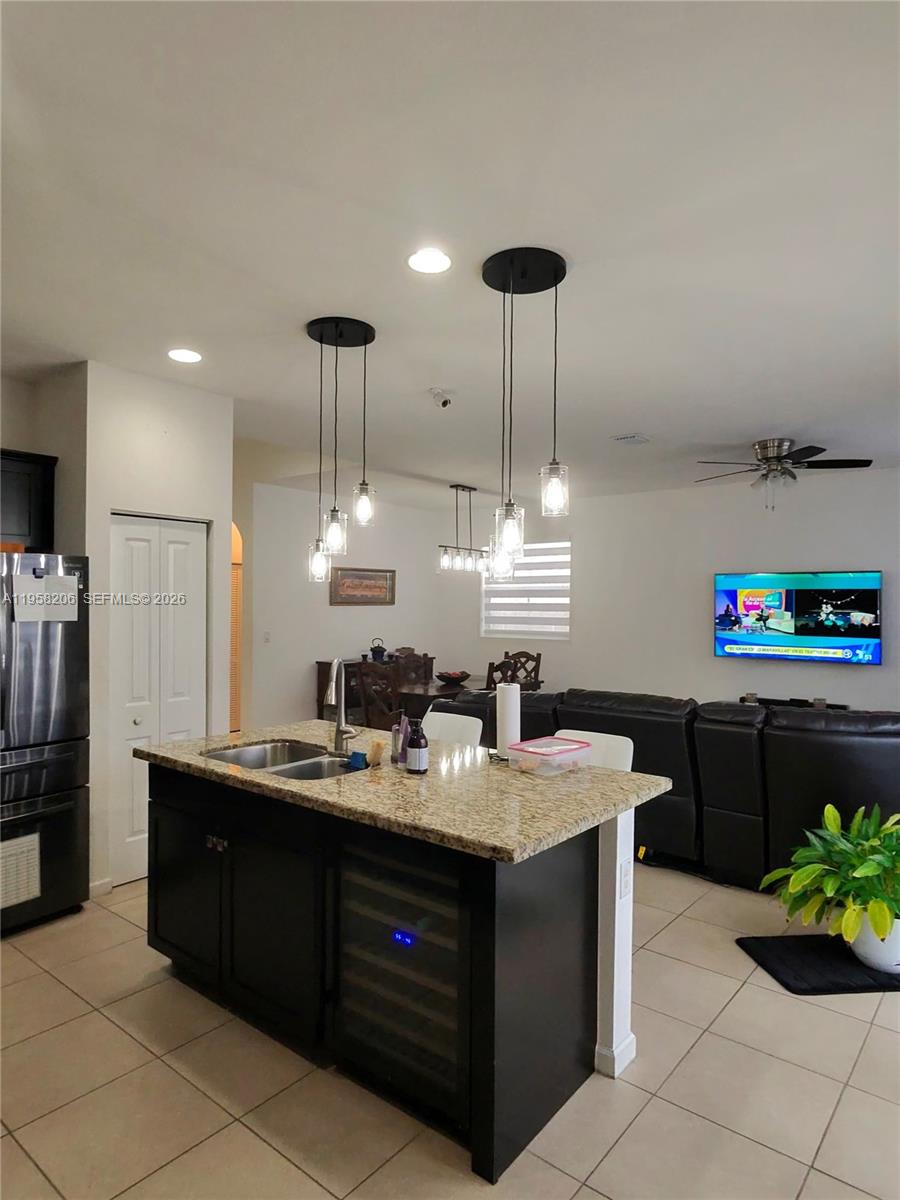 HEMINGWAY POINT - Residential