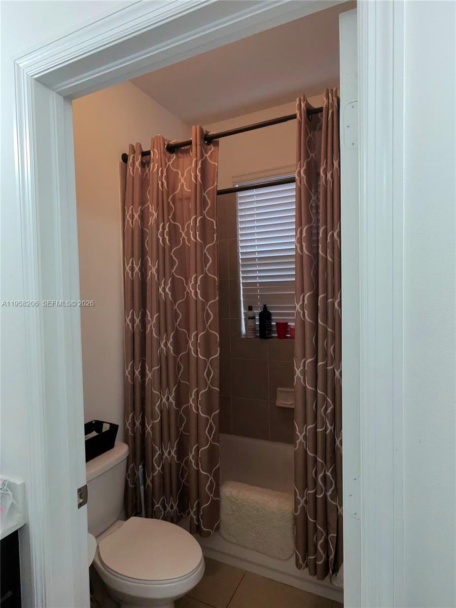 HEMINGWAY POINT - Residential