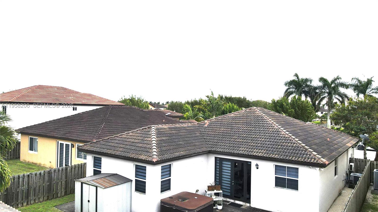 HEMINGWAY POINT - Residential