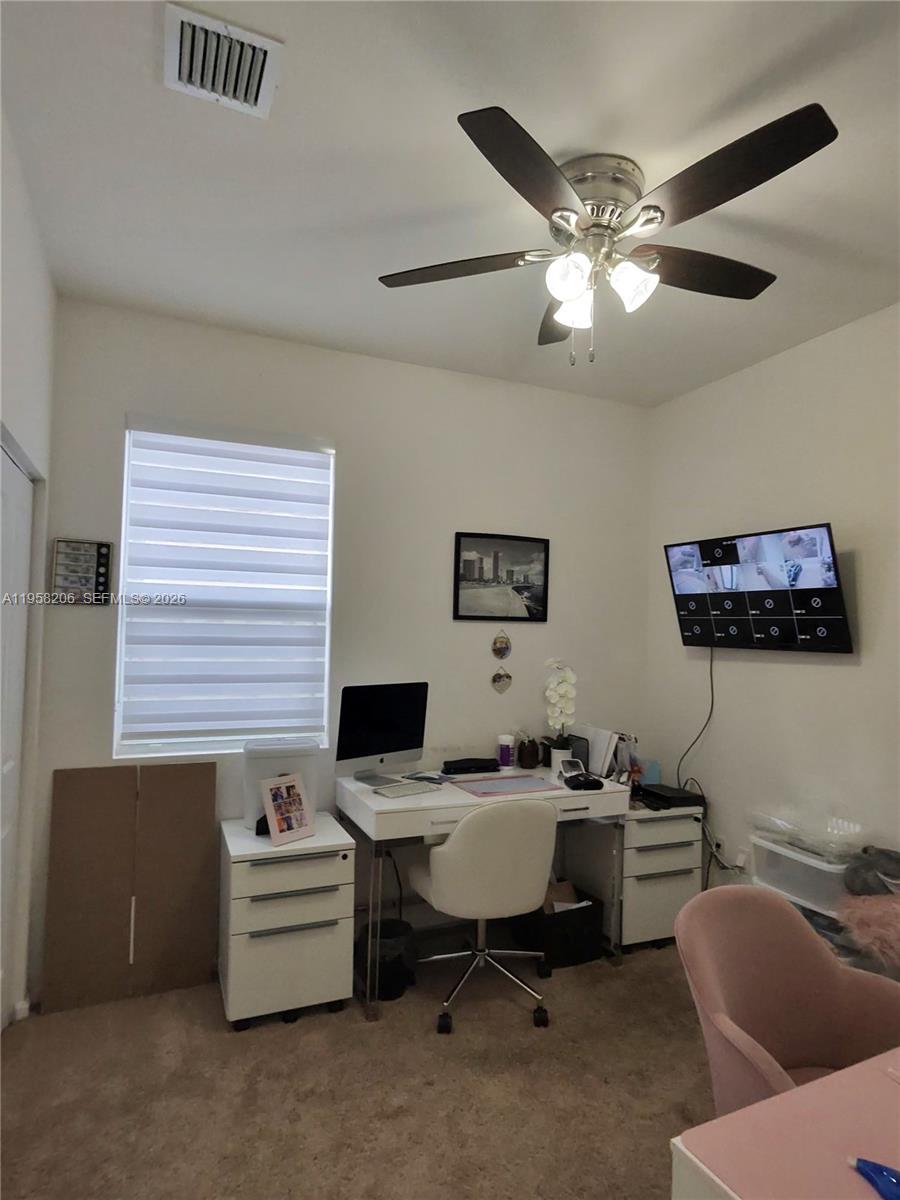 HEMINGWAY POINT - Residential