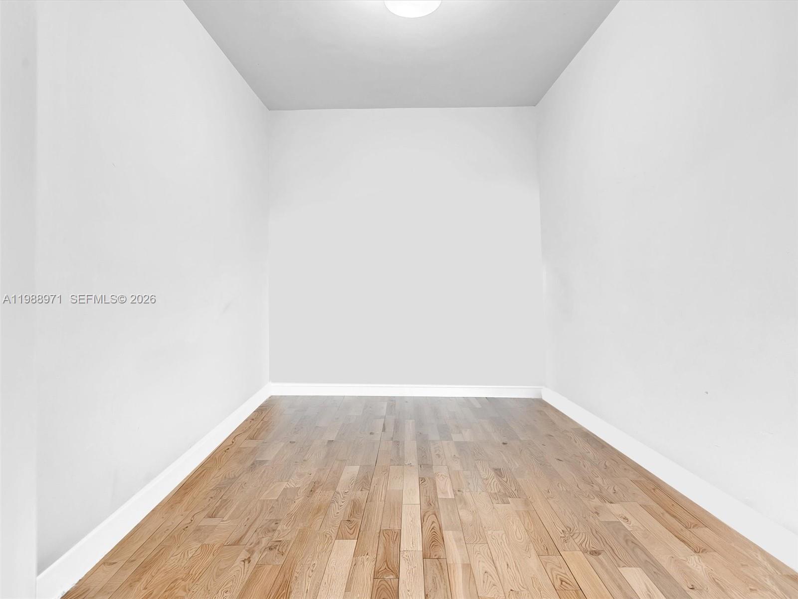 NORTHLAKE VLG AT CALIF CL - Residential Lease