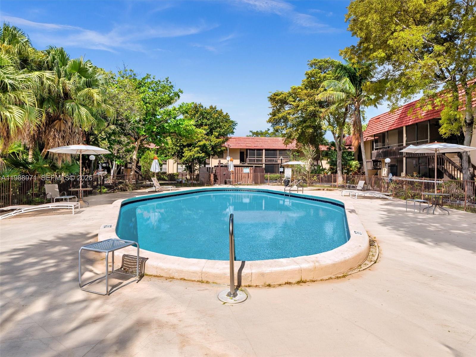 NORTHLAKE VLG AT CALIF CL - Residential Lease