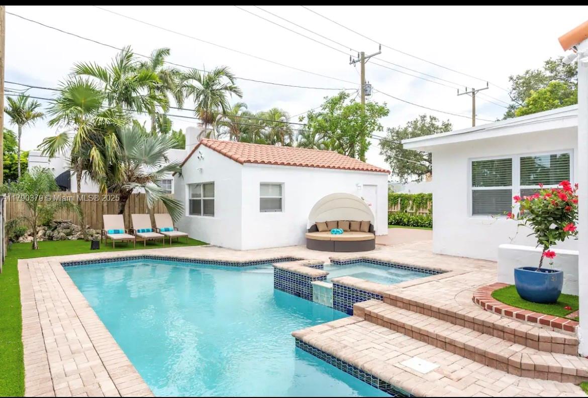 SHORECREST - Residential