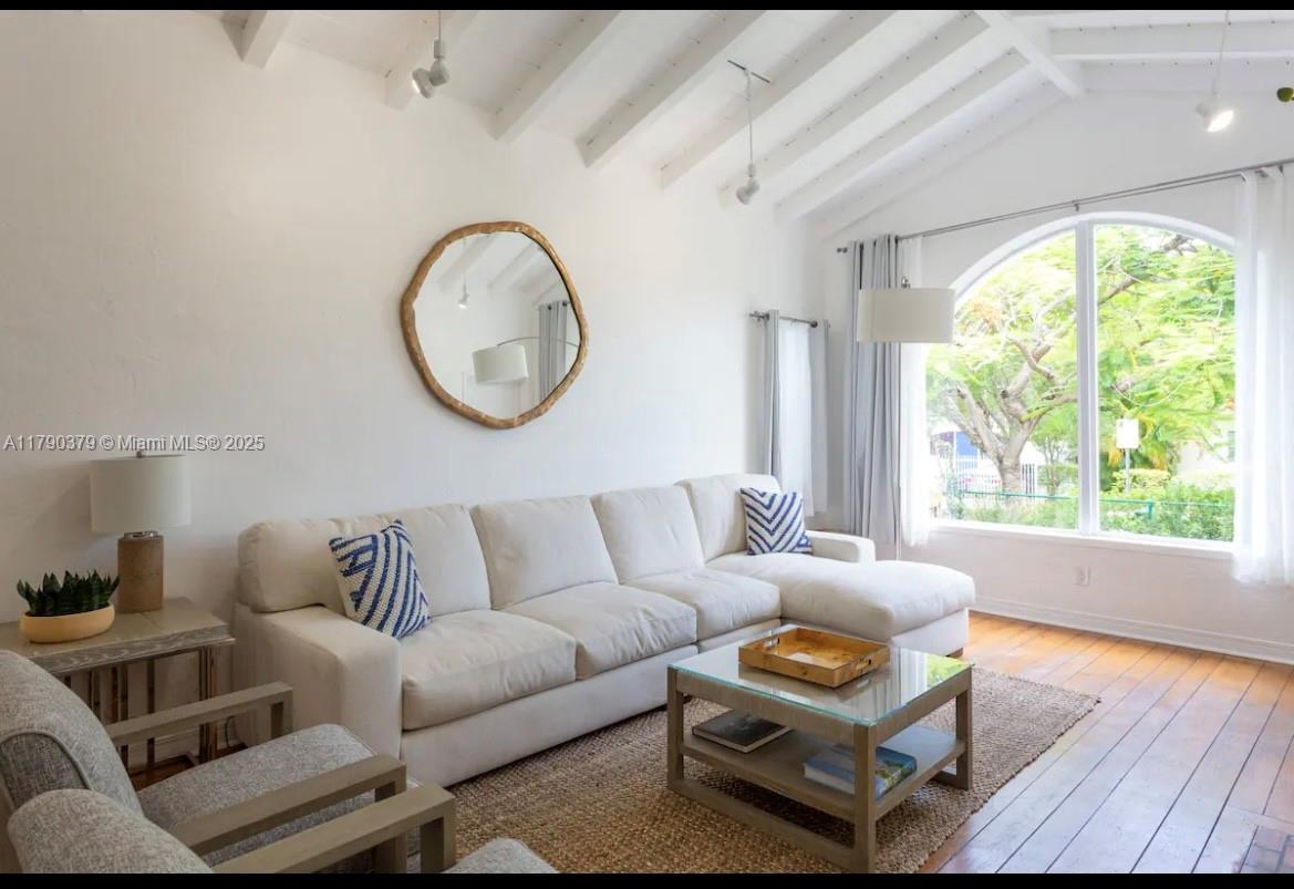 SHORECREST - Residential