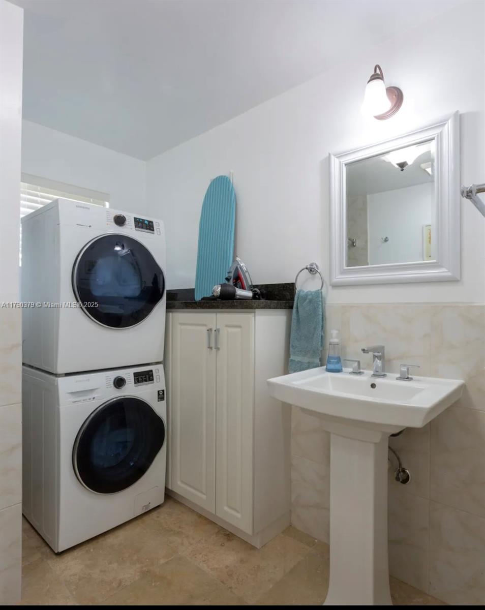 SHORECREST - Residential