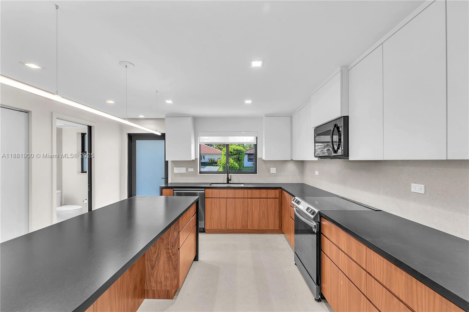 COLLONADE CONDO - Residential Lease