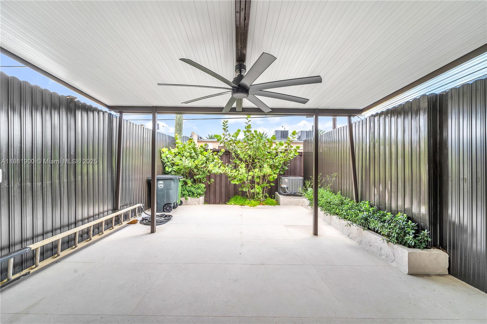 COLLONADE CONDO - Residential Lease