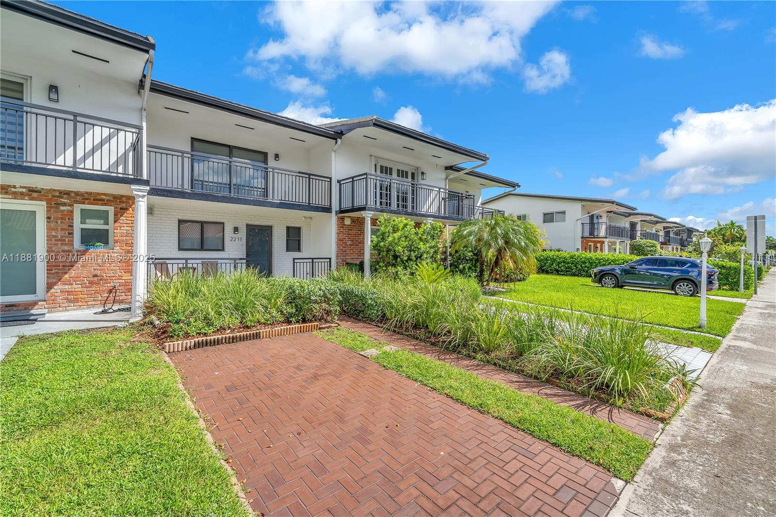 COLLONADE CONDO - Residential Lease