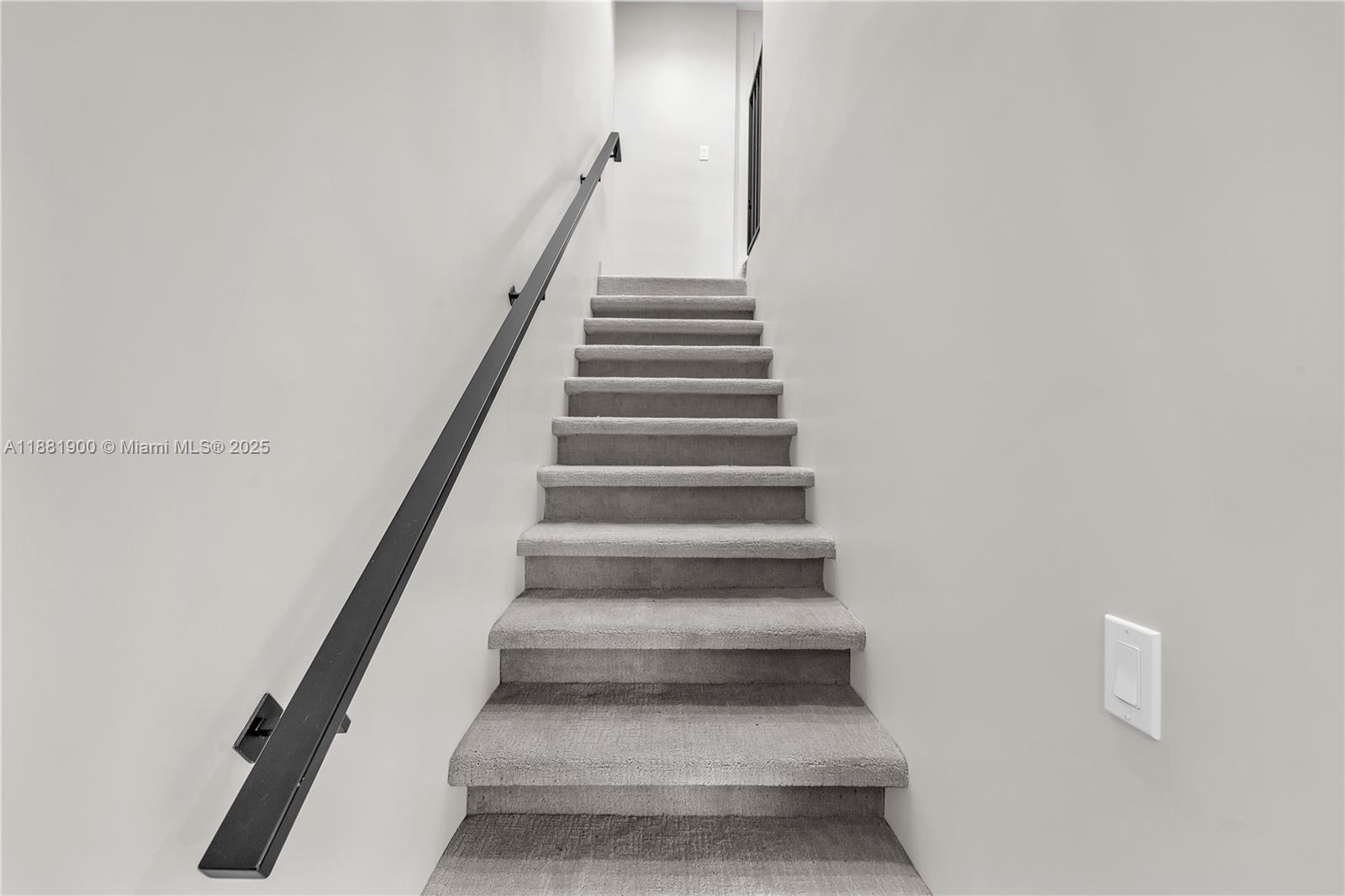 COLLONADE CONDO - Residential Lease