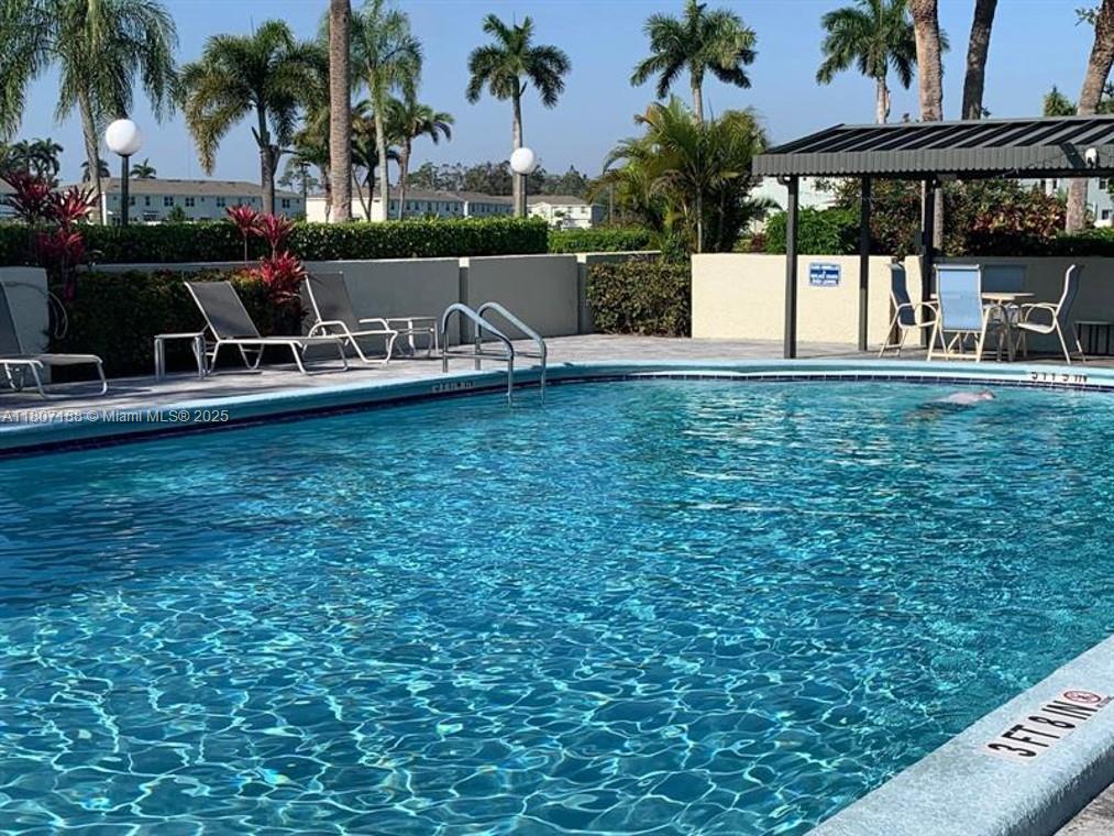 FOUNTAINS OF PALM BEACH C - Residential