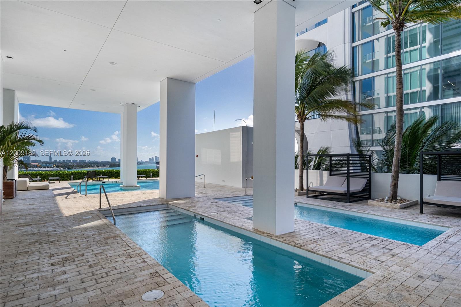 TEN MUSEUM PK RESIDENTIAL - Residential