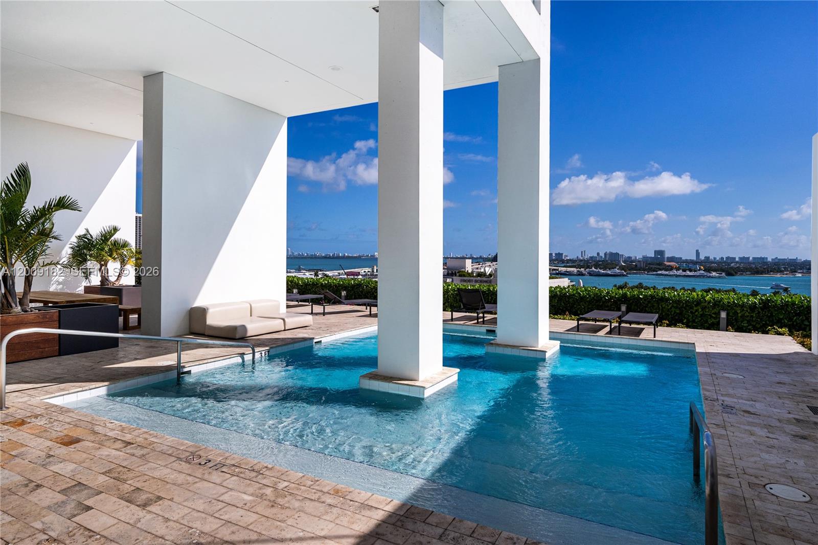 TEN MUSEUM PK RESIDENTIAL - Residential