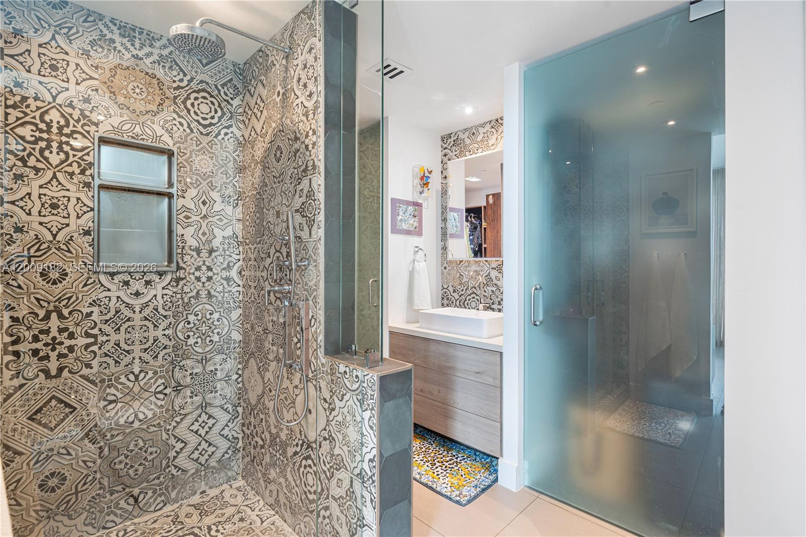 TEN MUSEUM PK RESIDENTIAL - Residential