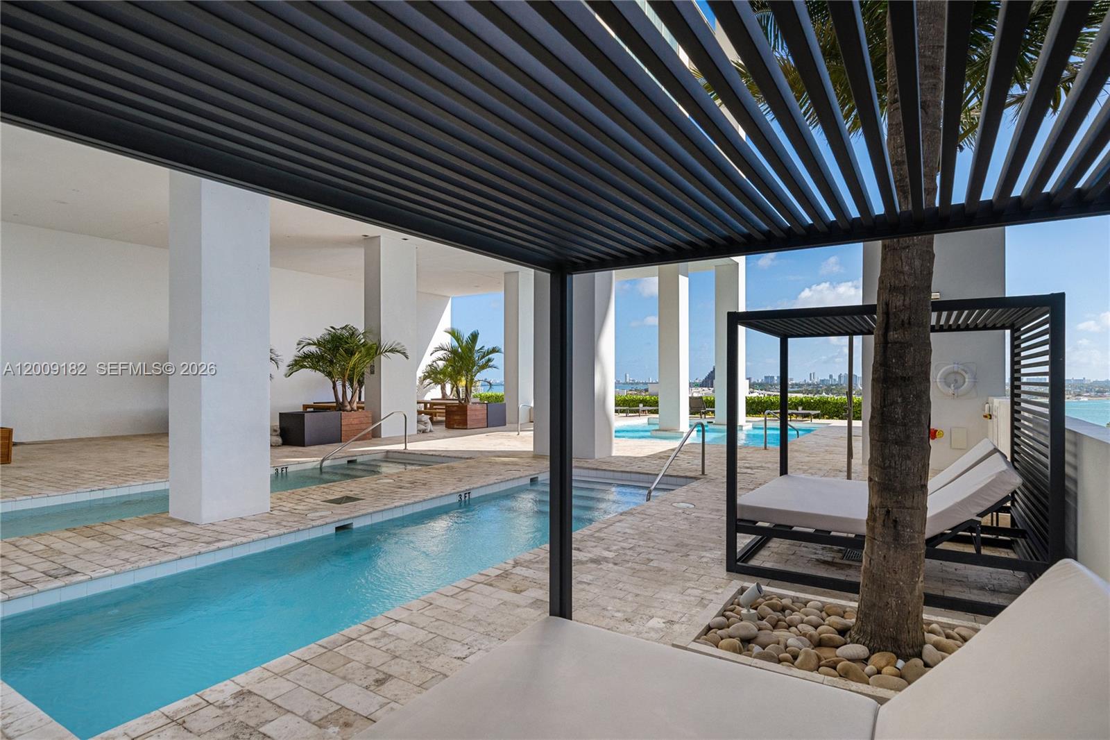 TEN MUSEUM PK RESIDENTIAL - Residential