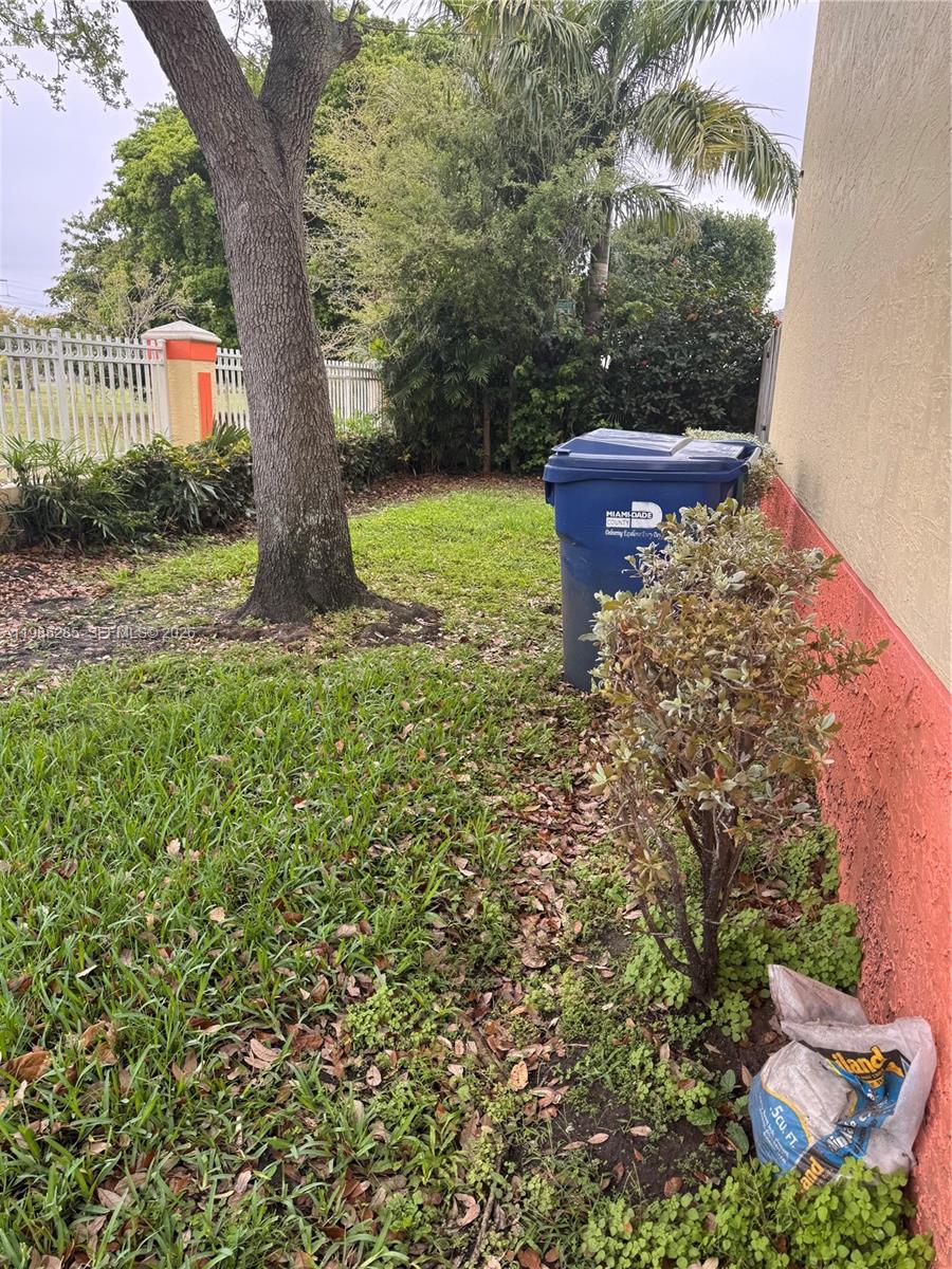 TUSCAN LAKE VILLAS - Residential Lease