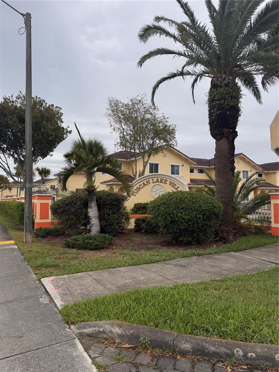 TUSCAN LAKE VILLAS - Residential Lease