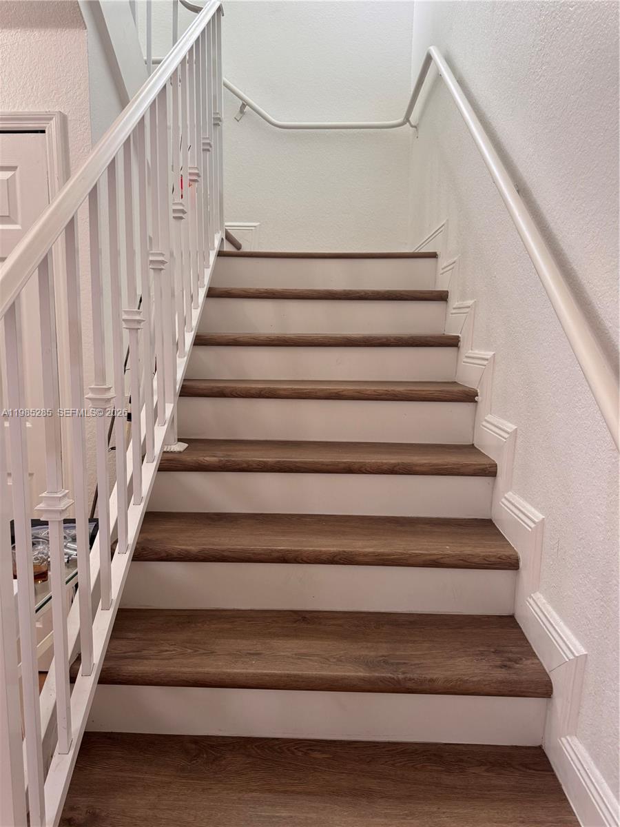 TUSCAN LAKE VILLAS - Residential Lease