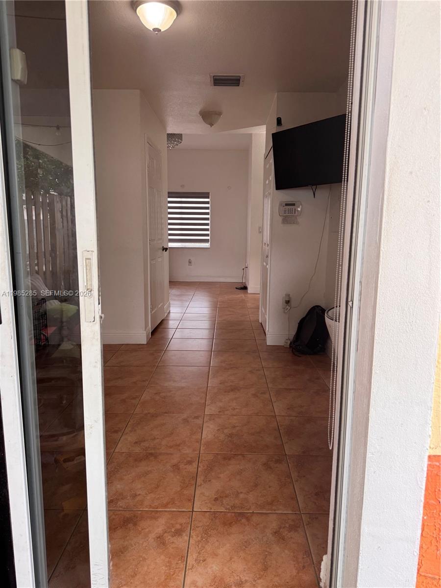 TUSCAN LAKE VILLAS - Residential Lease