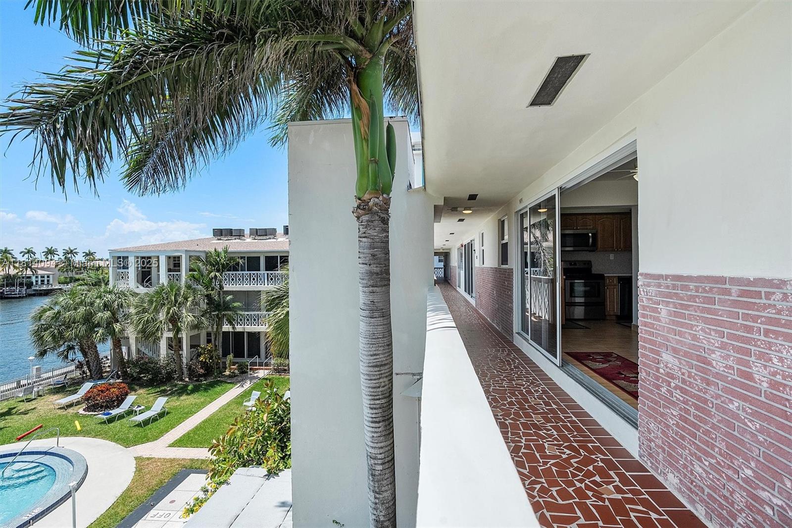 TWELVE PILLARS CO-OP - Residential