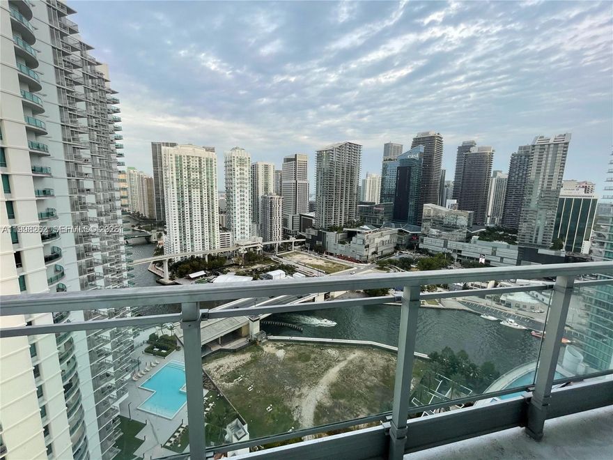 Beautiful Modern 2 Bedroom 2 and half bathroom condo at the IVY. Corner Unit with great panoramic views, most sought after line in the building. Live the Brickell Lifestyle at a fraction of the cost. Great closet space, washer, dryer in unit. Too many amenities to describe. Walk to shops and restaurants Pool and many amenities. Modern with marble throughout. Great waterfront view with wrap-around balcony. Largest 2-bedroom model, Best priced unit for its size.