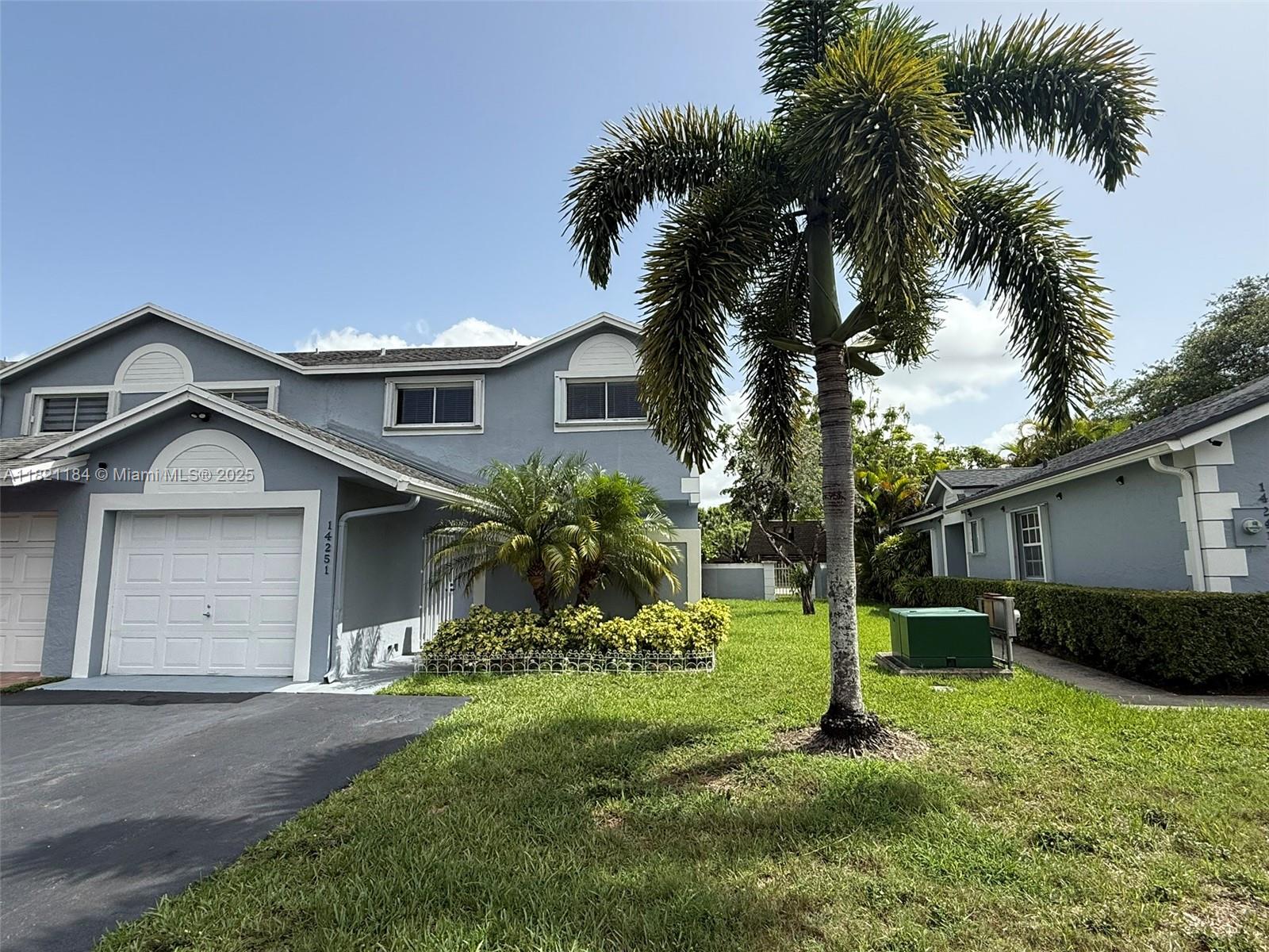 Property for Sale at 14251 Sw 96th Ter 14251, Miami, Broward County, Florida - Bedrooms: 3 
Bathrooms: 3  - $550,000