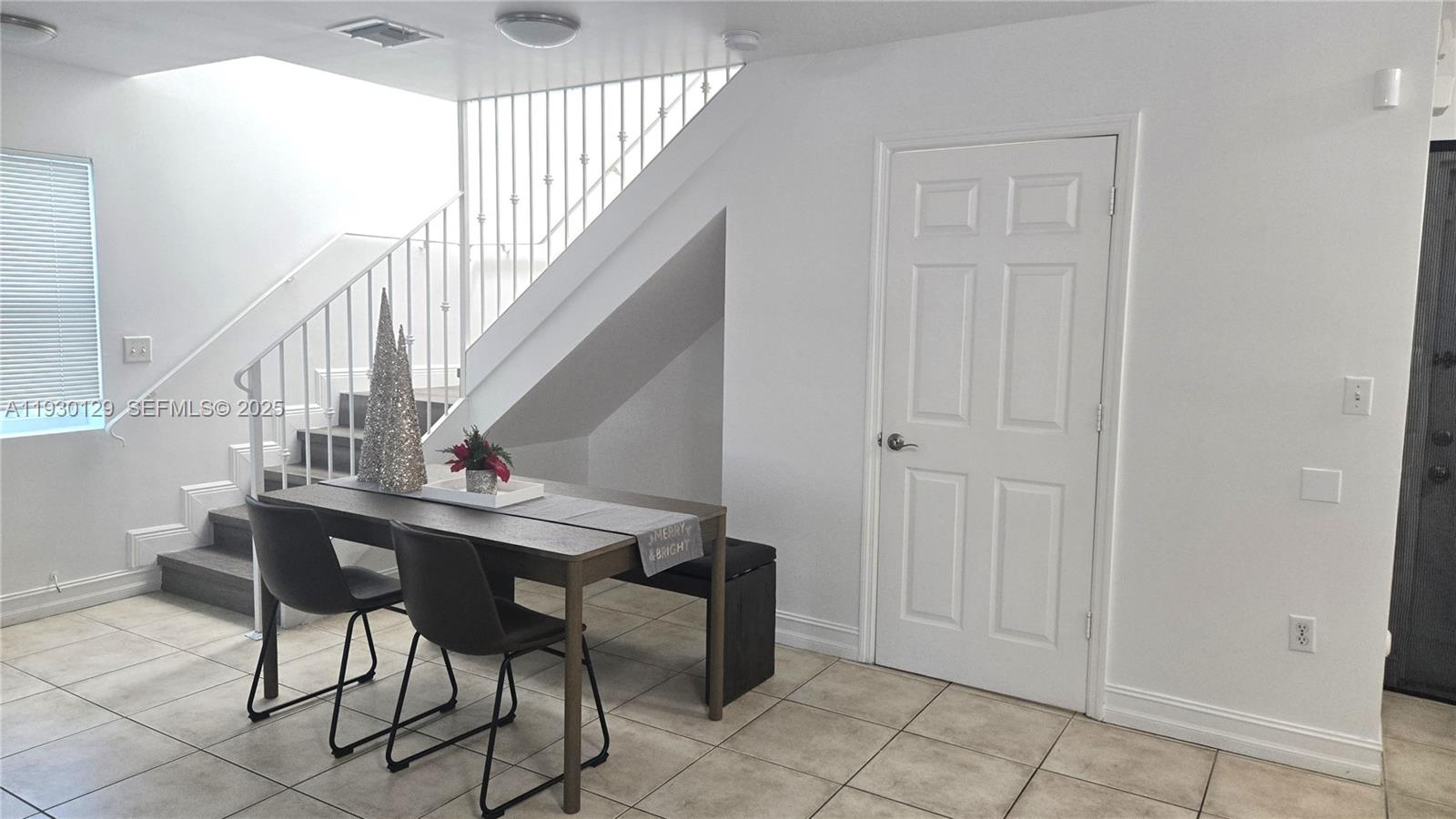 SEMINOLE FOREST - Residential Lease