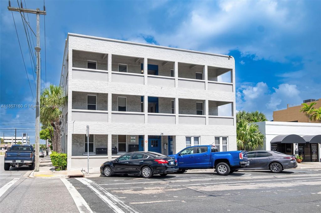 Photo of Lake Worth, FL 33460 (MLS # A11857160)