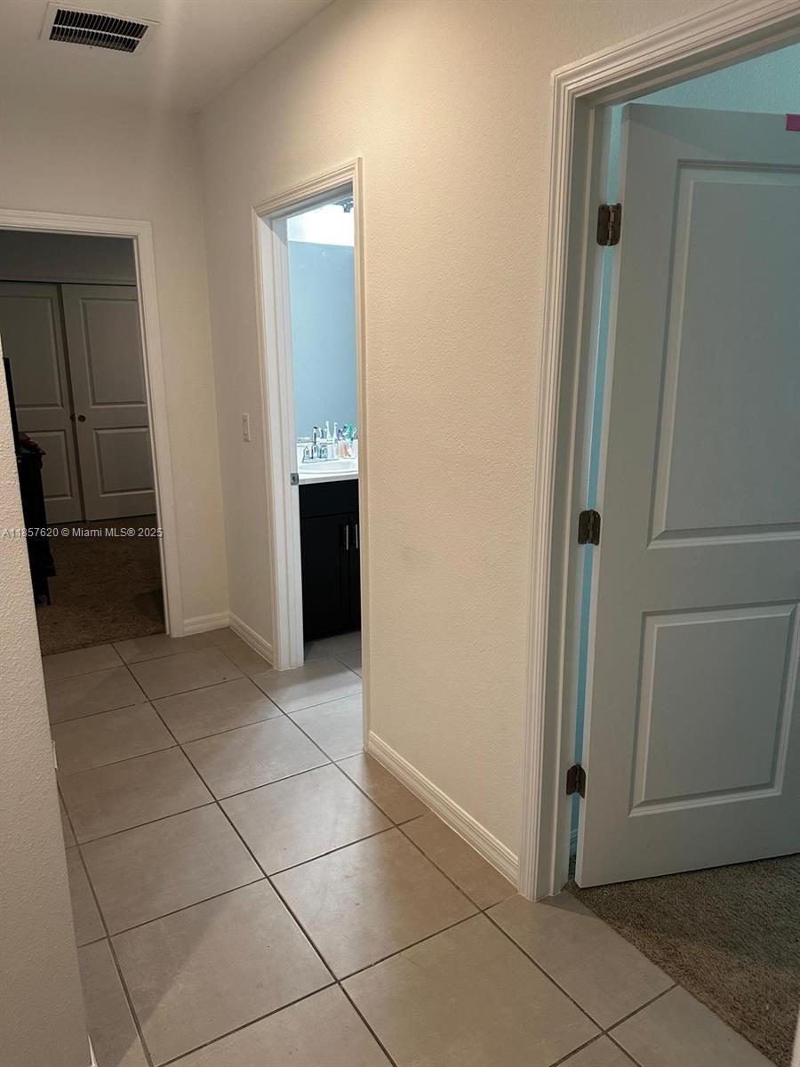 TIERRA DEL SOL EAST - Residential