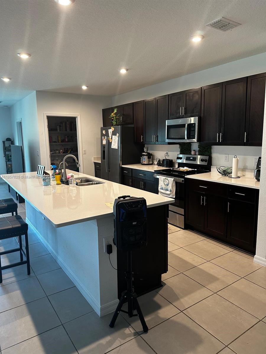 TIERRA DEL SOL EAST - Residential