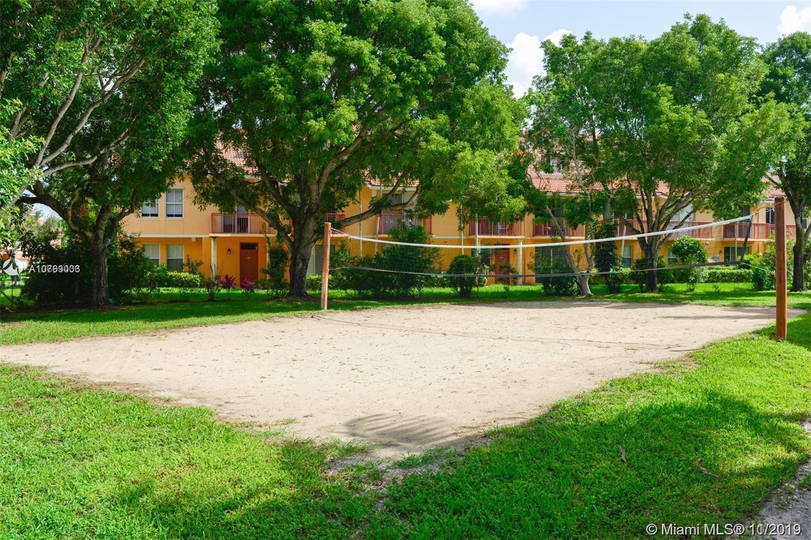 BAHIA DELRAY TOWNHOMES - Residential