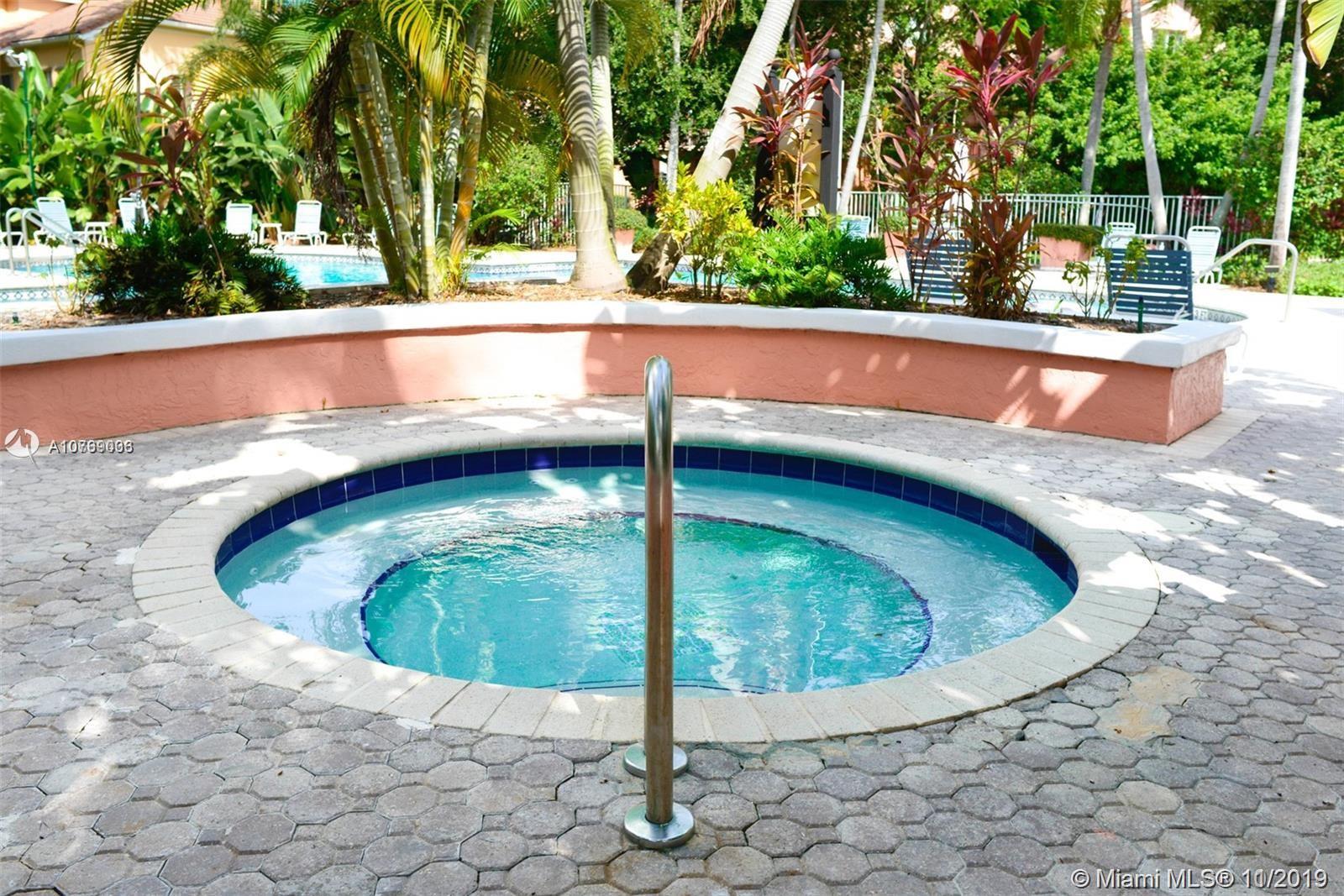 BAHIA DELRAY TOWNHOMES - Residential