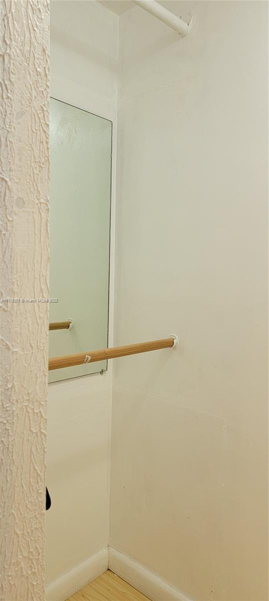 ENSENADA CONDO BLDG E-II - Residential Lease