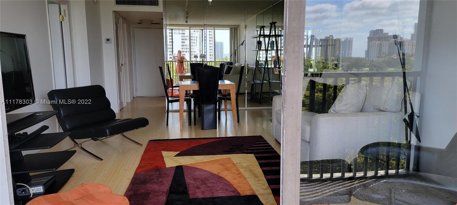 ENSENADA CONDO BLDG E-II - Residential Lease