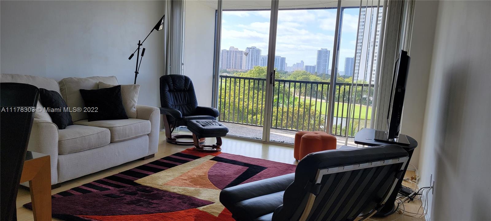 ENSENADA CONDO BLDG E-II - Residential Lease