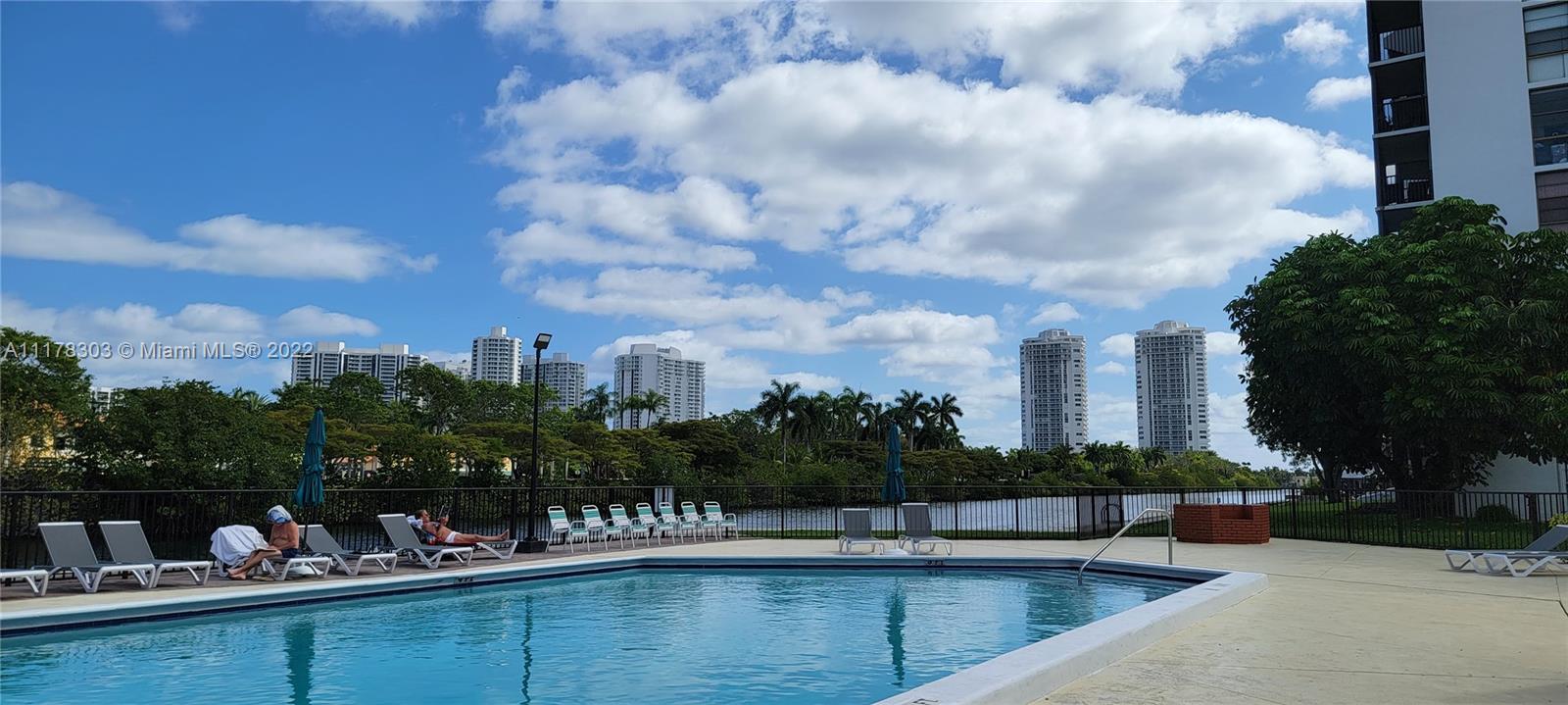 ENSENADA CONDO BLDG E-II - Residential Lease