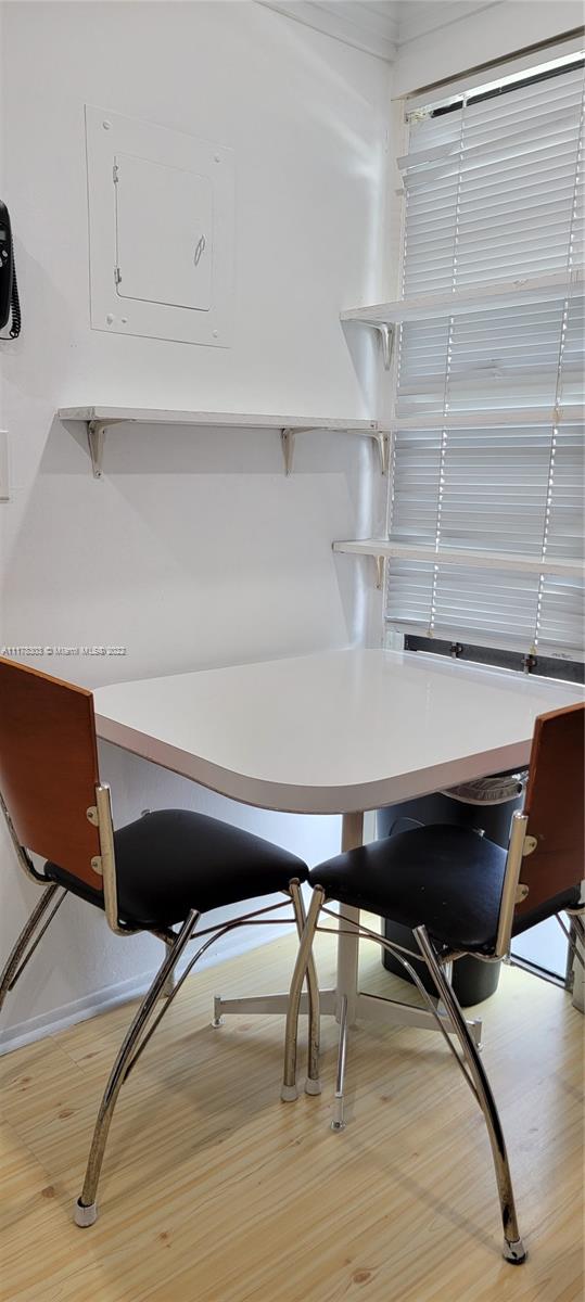 ENSENADA CONDO BLDG E-II - Residential Lease