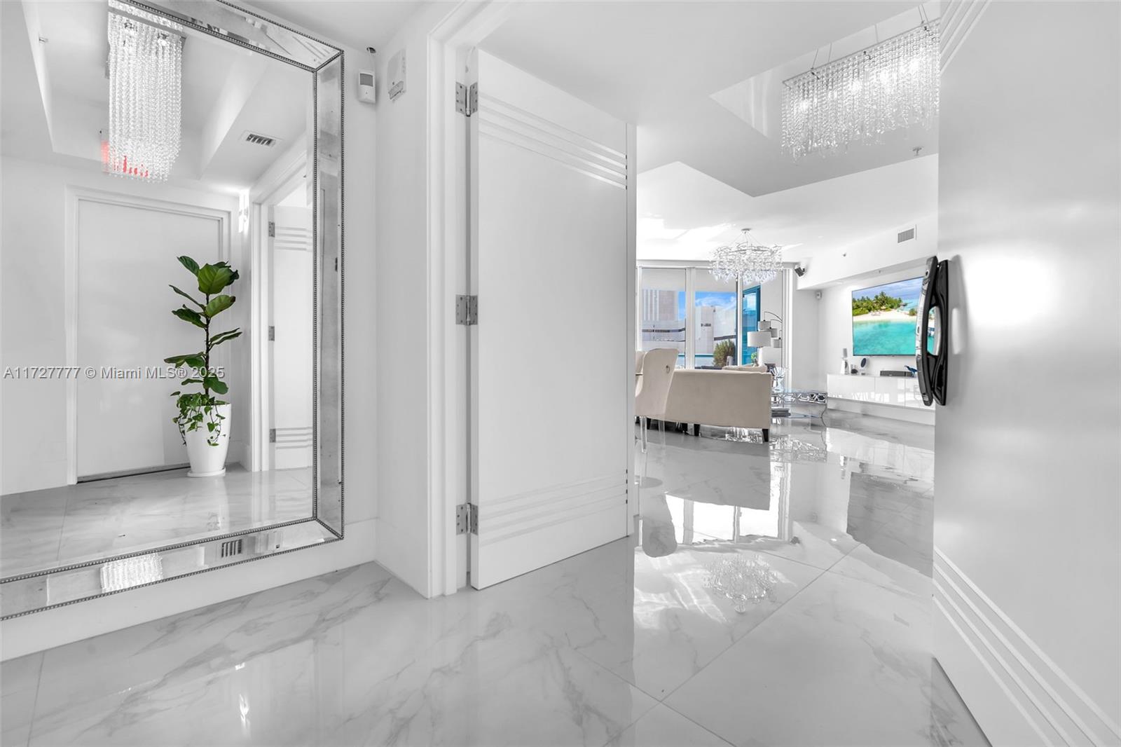 333 Las Olas Way 804