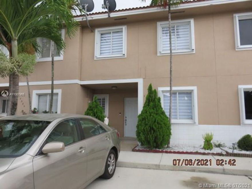 Look no more!!! Show and sell this totally remodeled townhouse in Serena lakes featuring 3 bedroom, 2.5 bathrooms with new floors throughout, new kitchen with stainless steel appliances, new remodeled bathrooms, new zebra window shades, accordion shutters, covered terrace and much more!