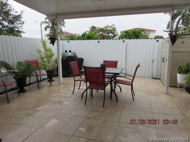 WEITZER SERENA LAKES TOWN - Residential