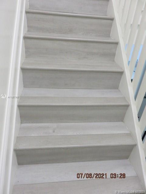 WEITZER SERENA LAKES TOWN - Residential