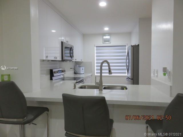 WEITZER SERENA LAKES TOWN - Residential