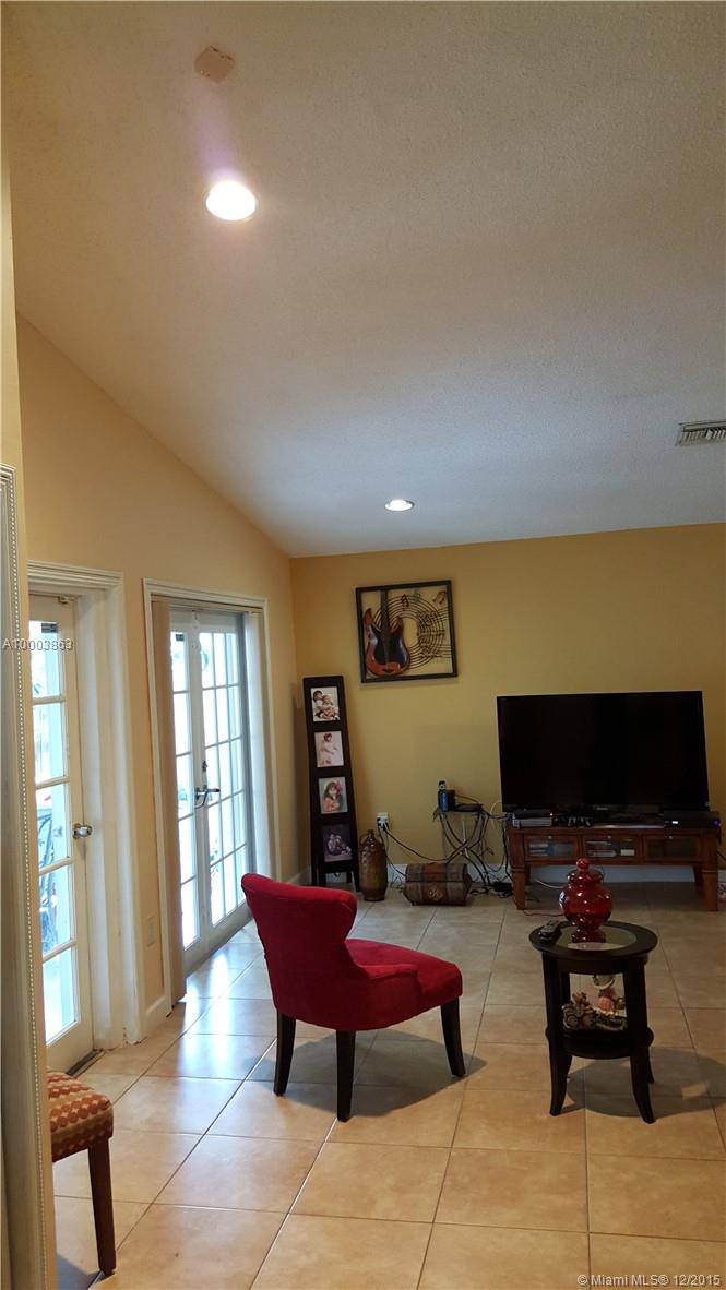 Angelica Gardens At Lakes - Residential