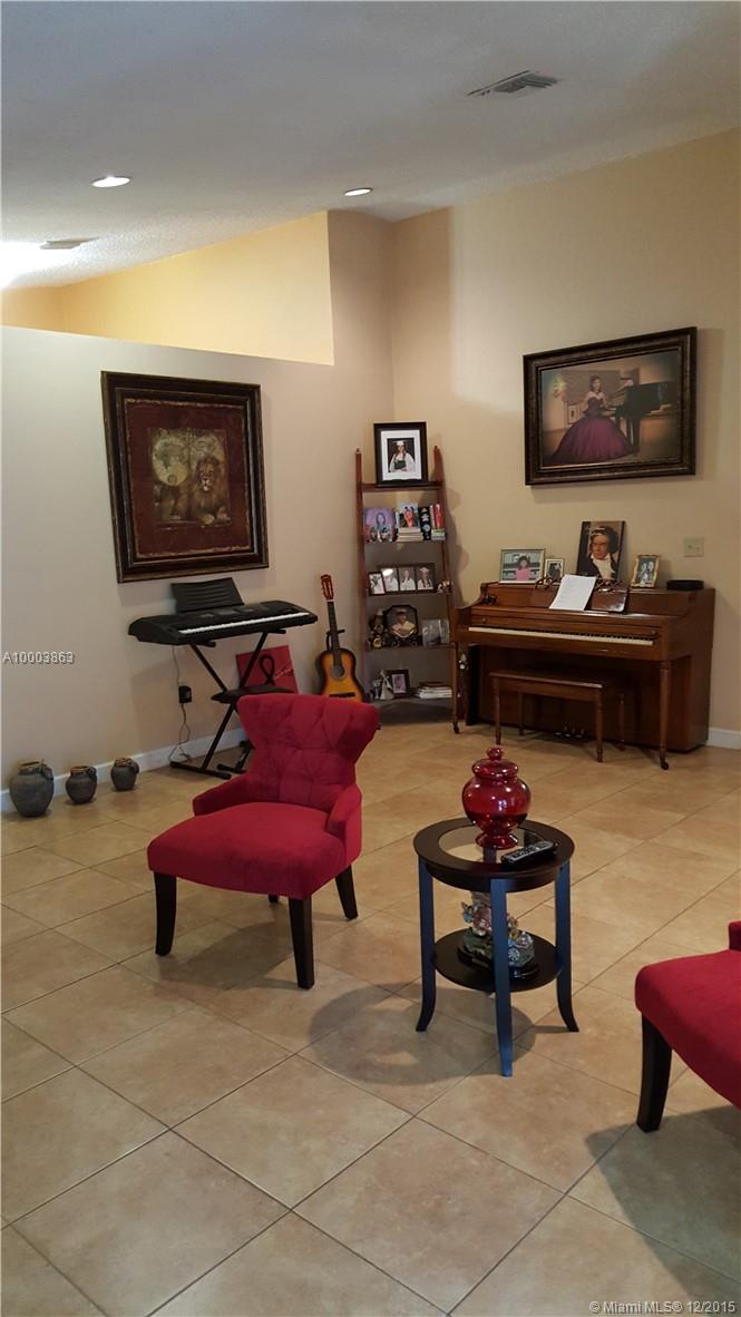 Angelica Gardens At Lakes - Residential