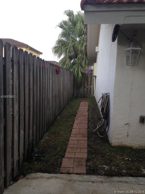 Angelica Gardens At Lakes - Residential