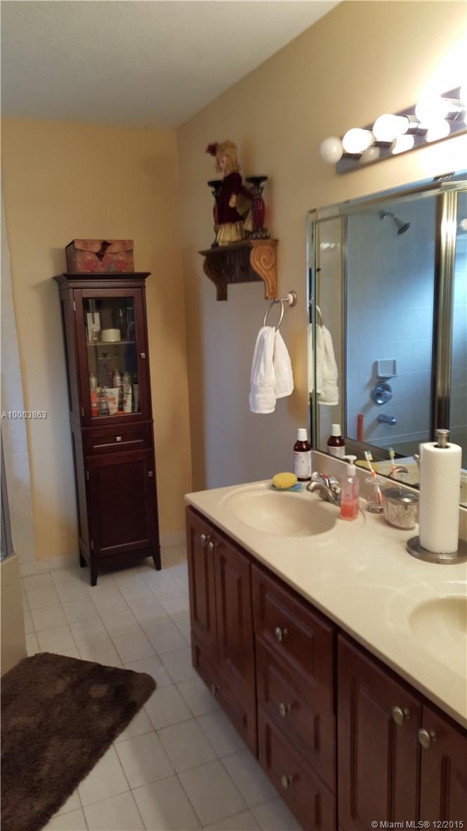 Angelica Gardens At Lakes - Residential