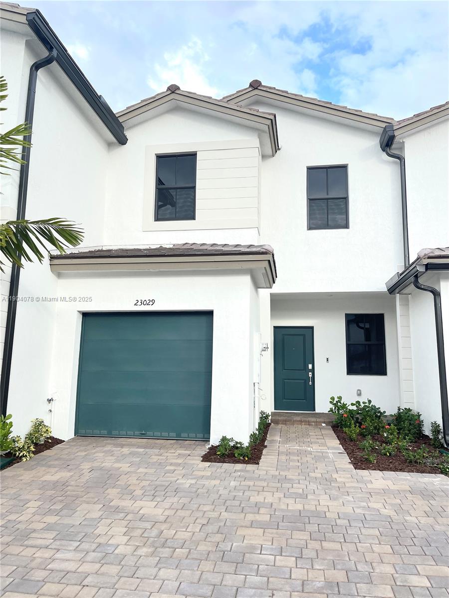 SIENA RESERVE - Residential