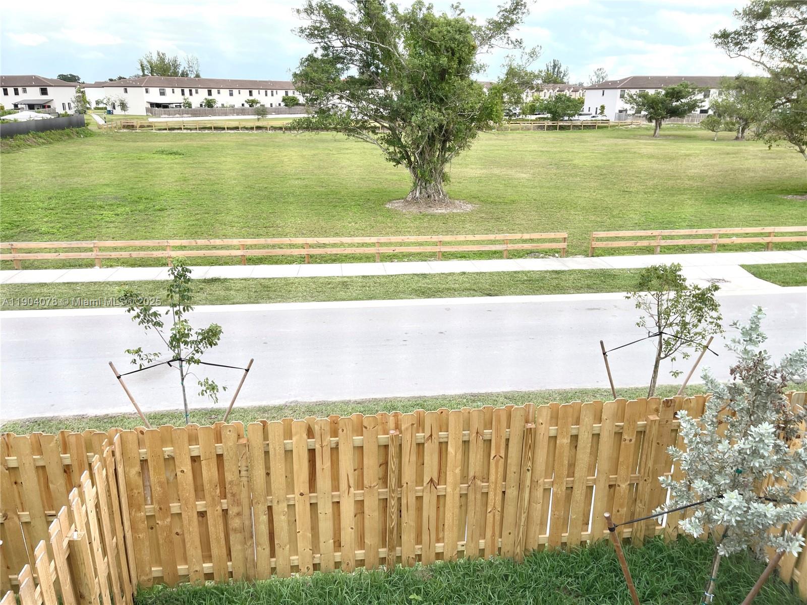 SIENA RESERVE - Residential