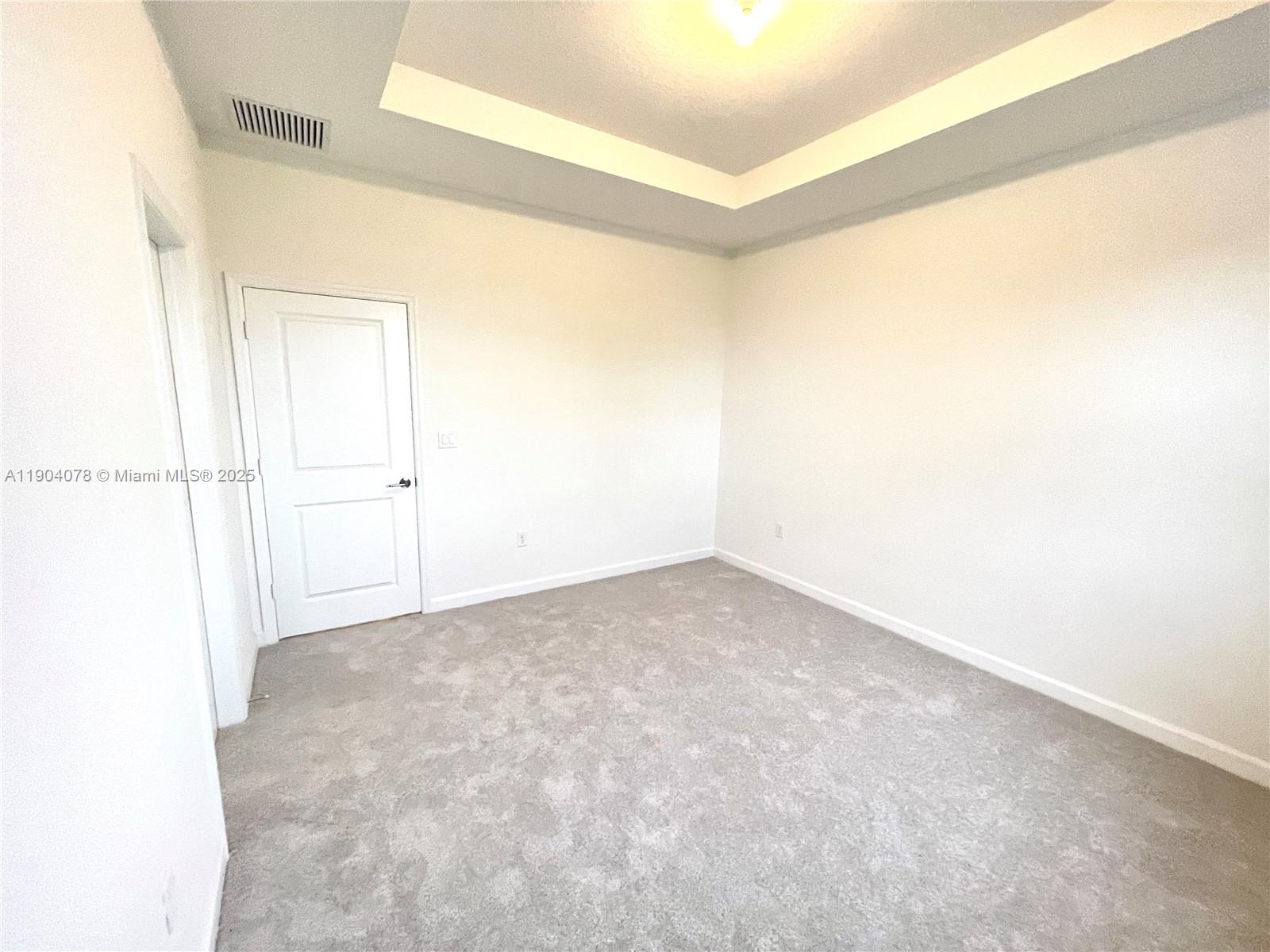 SIENA RESERVE - Residential