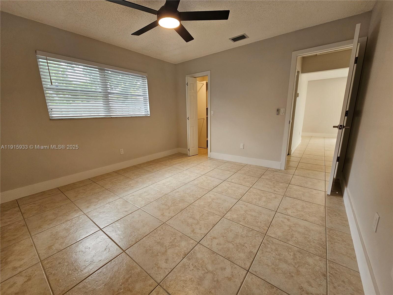 HOLLYWOOD TERRACE - Residential Lease