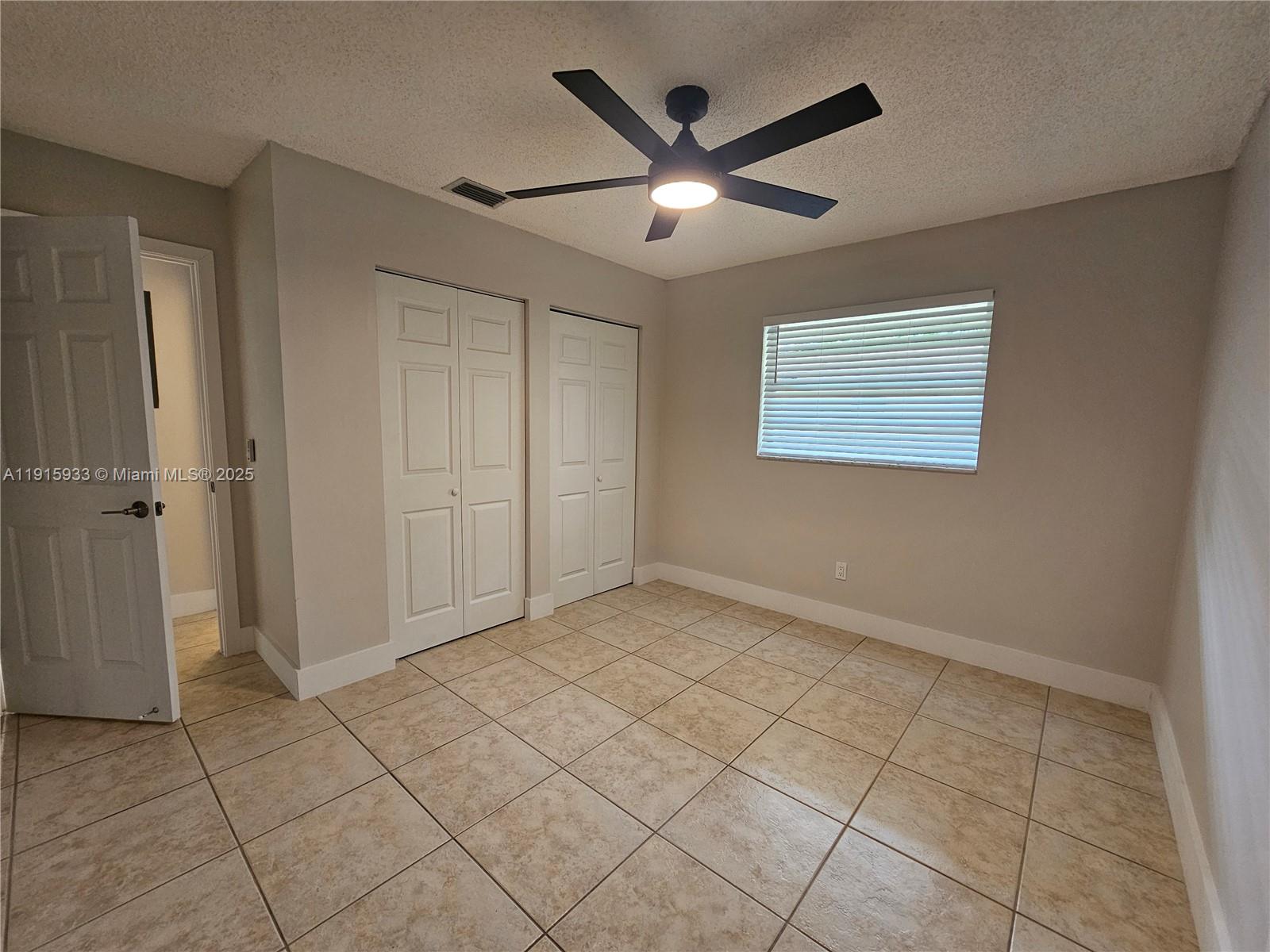 HOLLYWOOD TERRACE - Residential Lease